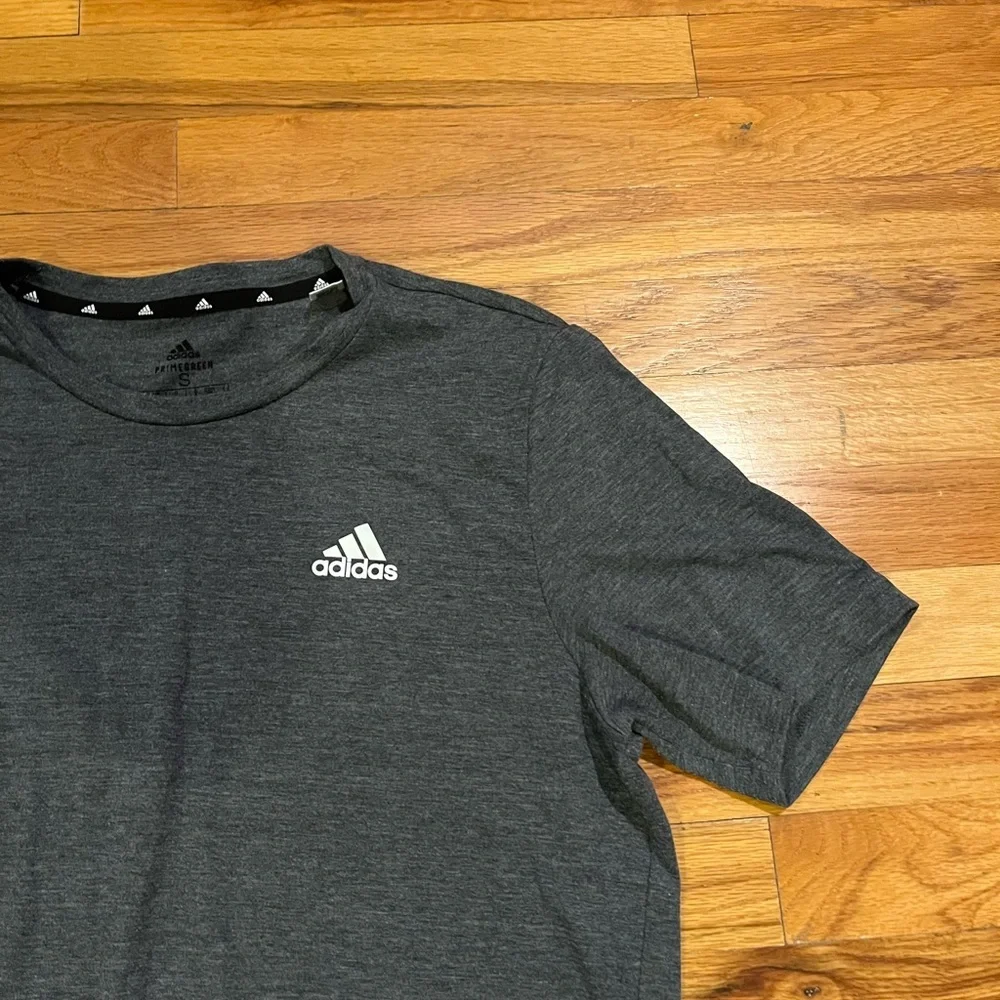 ADIDAS Primegreen Aeroready Gray T Shirt Small
